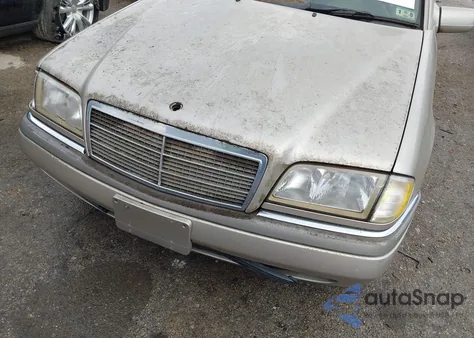 1997 Mercedes-Benz C 230 from USA, damaged, VIN WDBHA23E7VF588906